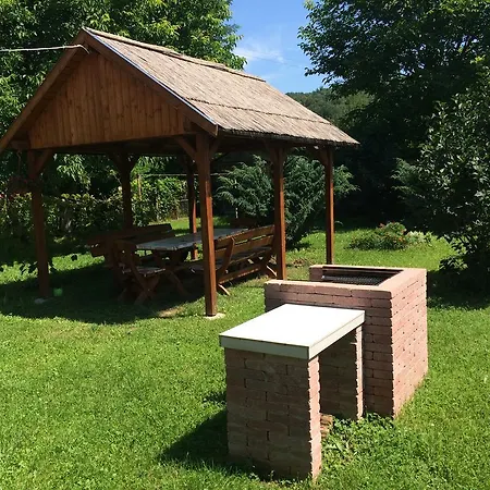 Apartment Kislod Apartman